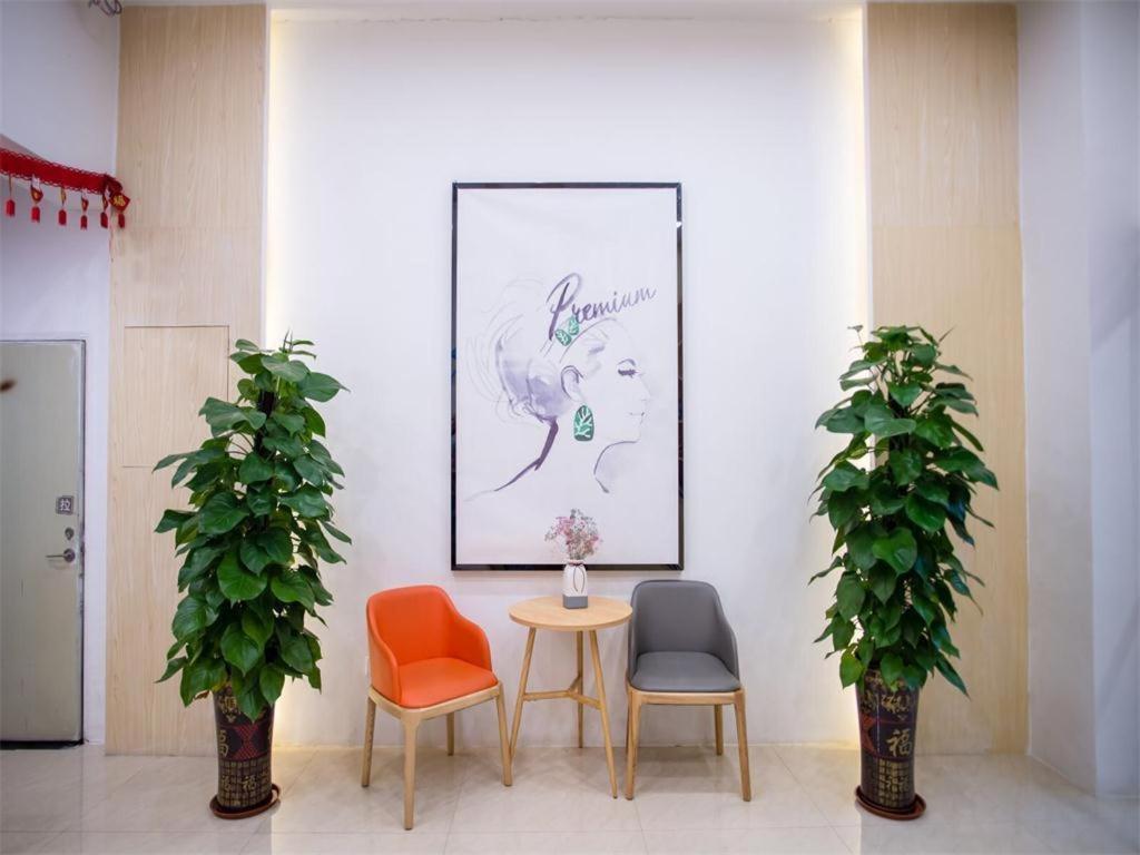 Отель 7 Days Premium Jiangmen Diwang Plaza Branch Экстерьер фото